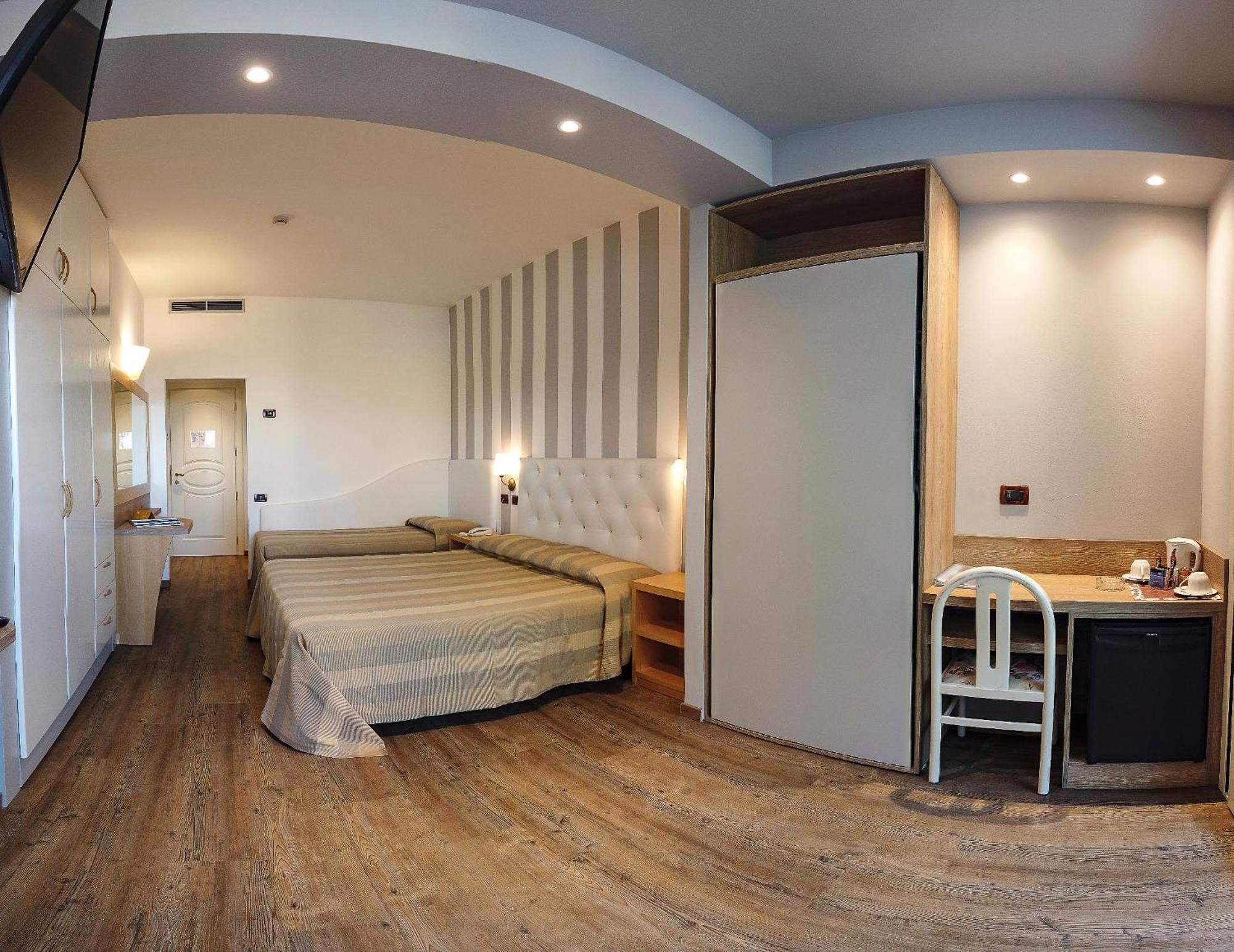 Hotel Derby Exclusive Milano Marittima Ngoại thất bức ảnh